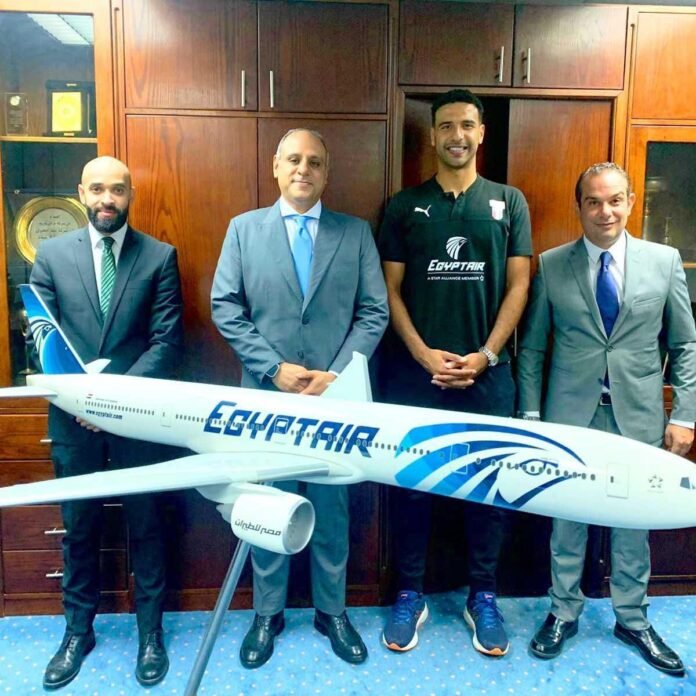 رسميا مصر للطيران ترعي بطلنا عمر عصر